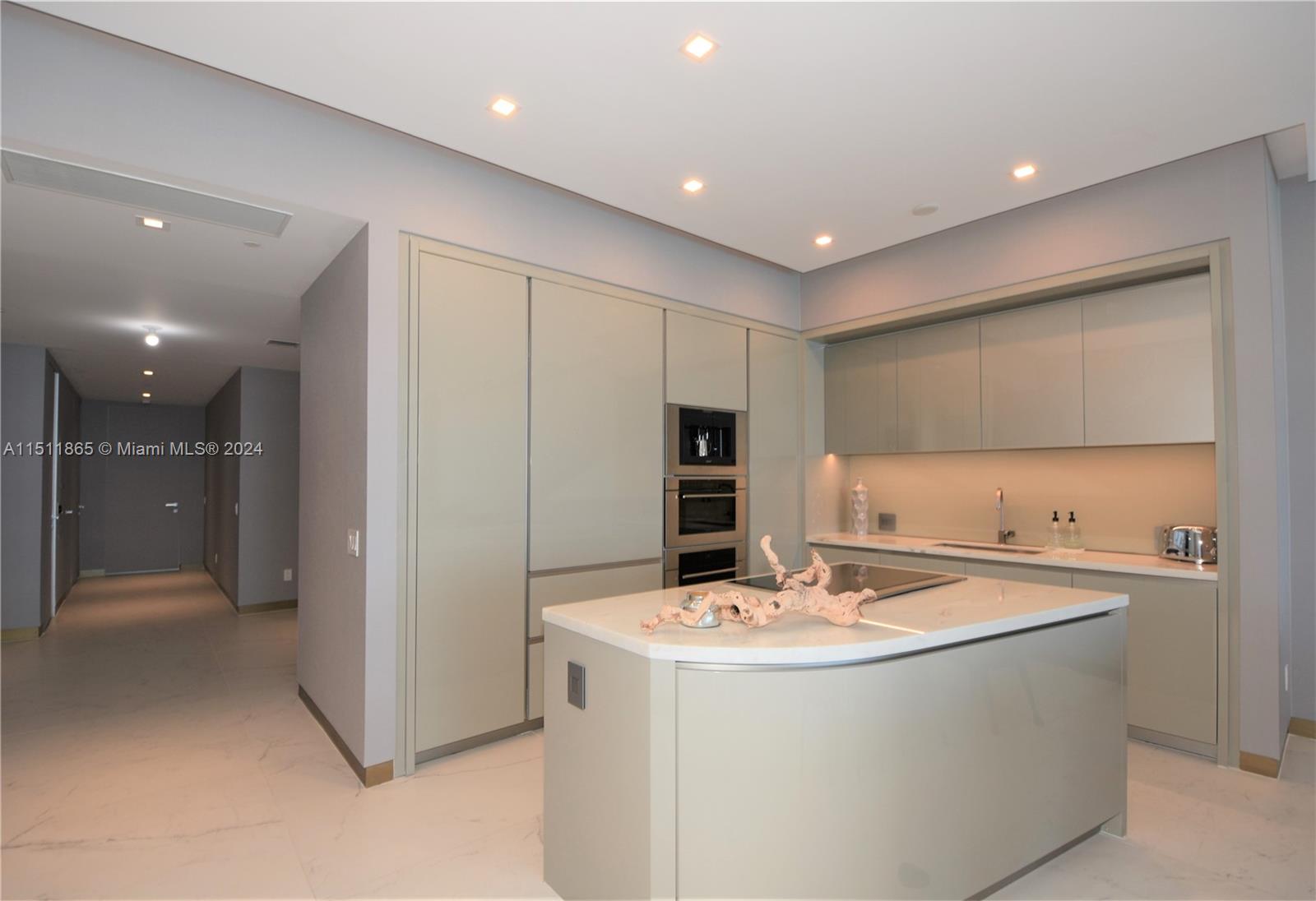 18975 COLLINS CONDO - Residential