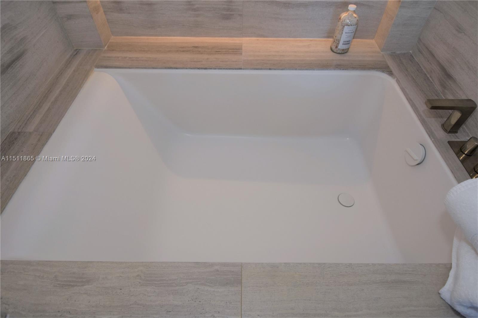 18975 COLLINS CONDO - Residential