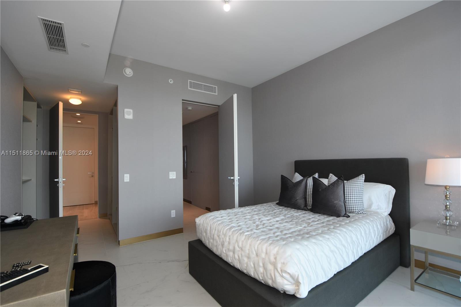 18975 COLLINS CONDO - Residential