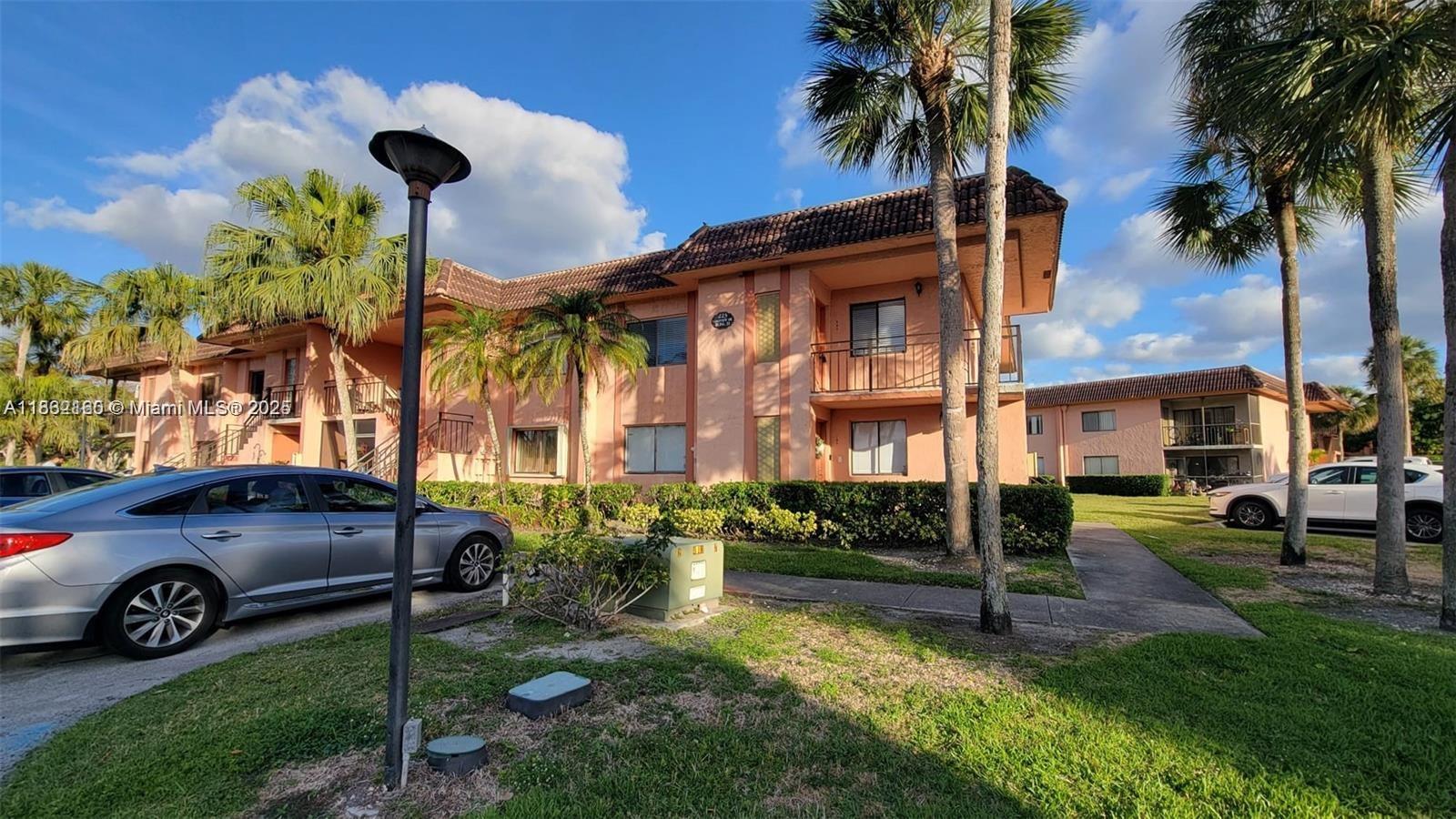 Gorgeous, Fully Renovated Apartment in Bonaventure, Weston. Move in Ready for Your Family
Discover this spectacular apartment in the heart of Bonaventure, Weston. Beautifully remodeled with high-quality finishes and furnished with designer pieces. Every detail has been carefully curated to offer style, comfort, and functionality. This home is move in ready, making it the perfect choice for a family looking to settle in one of South Florida’s most desirable and secure communities. The prime location provides excellent access to everything the city has to offer, while the thoughtful renovation ensures a worry free transition into your new home.
Start your new life in a unique, vibrant, and safe neighborhood everything is ready for you to enjoy.