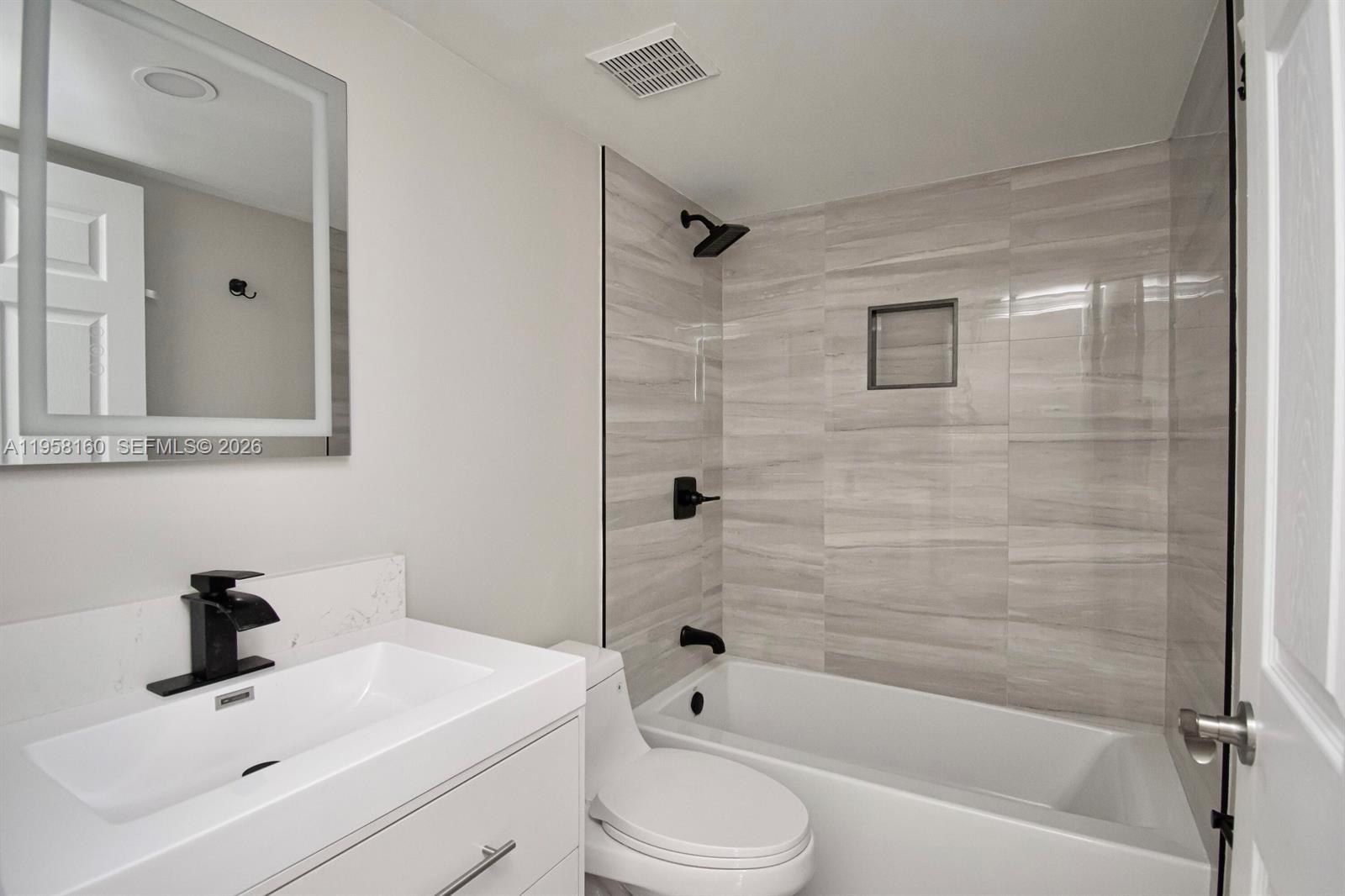 LE VILLAGE DE PROVENCE 2 - Residential Lease