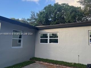 2503 NW 9th St