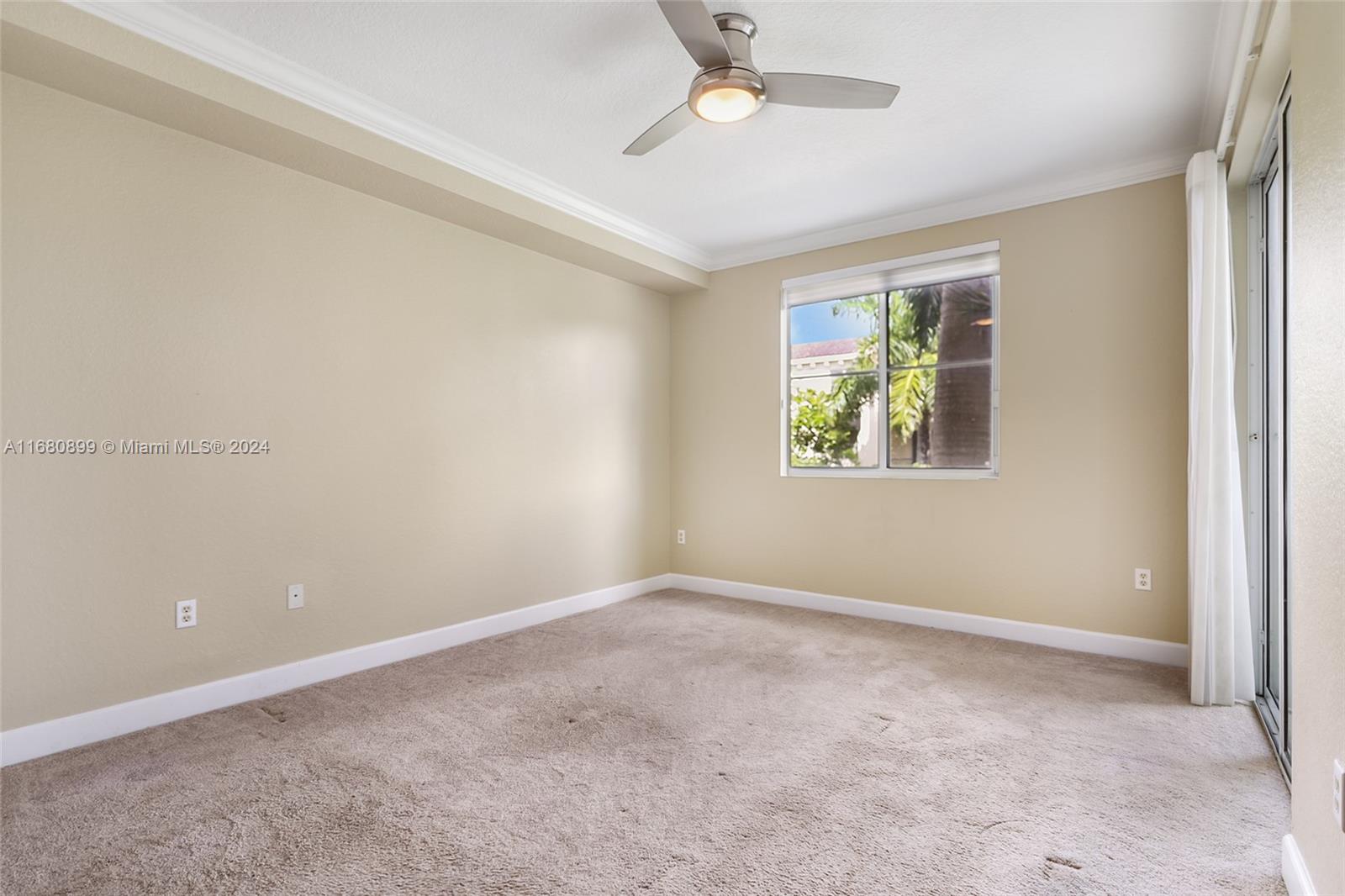 SAN RAPHAEL CONDO - Residential