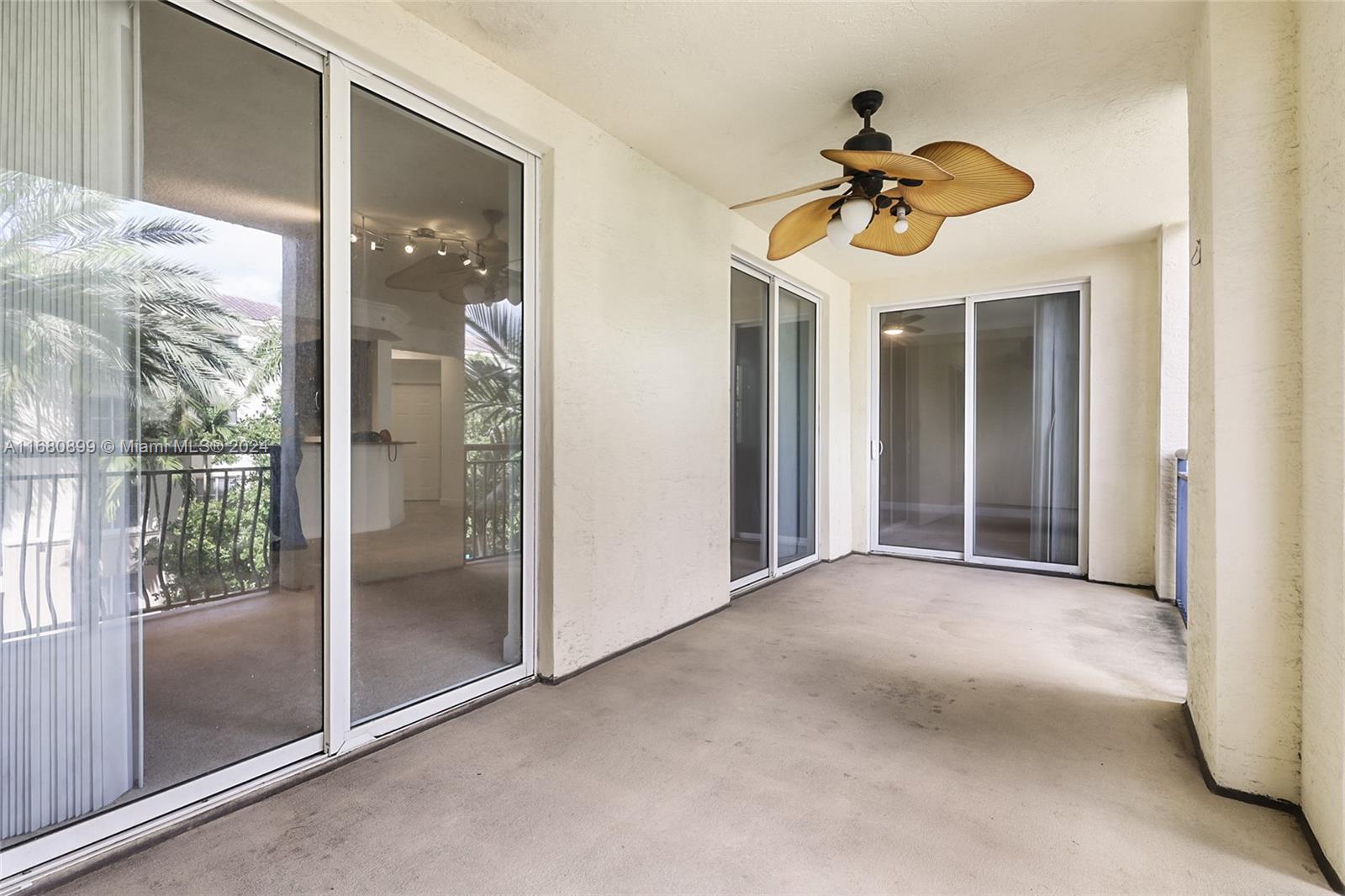 SAN RAPHAEL CONDO - Residential