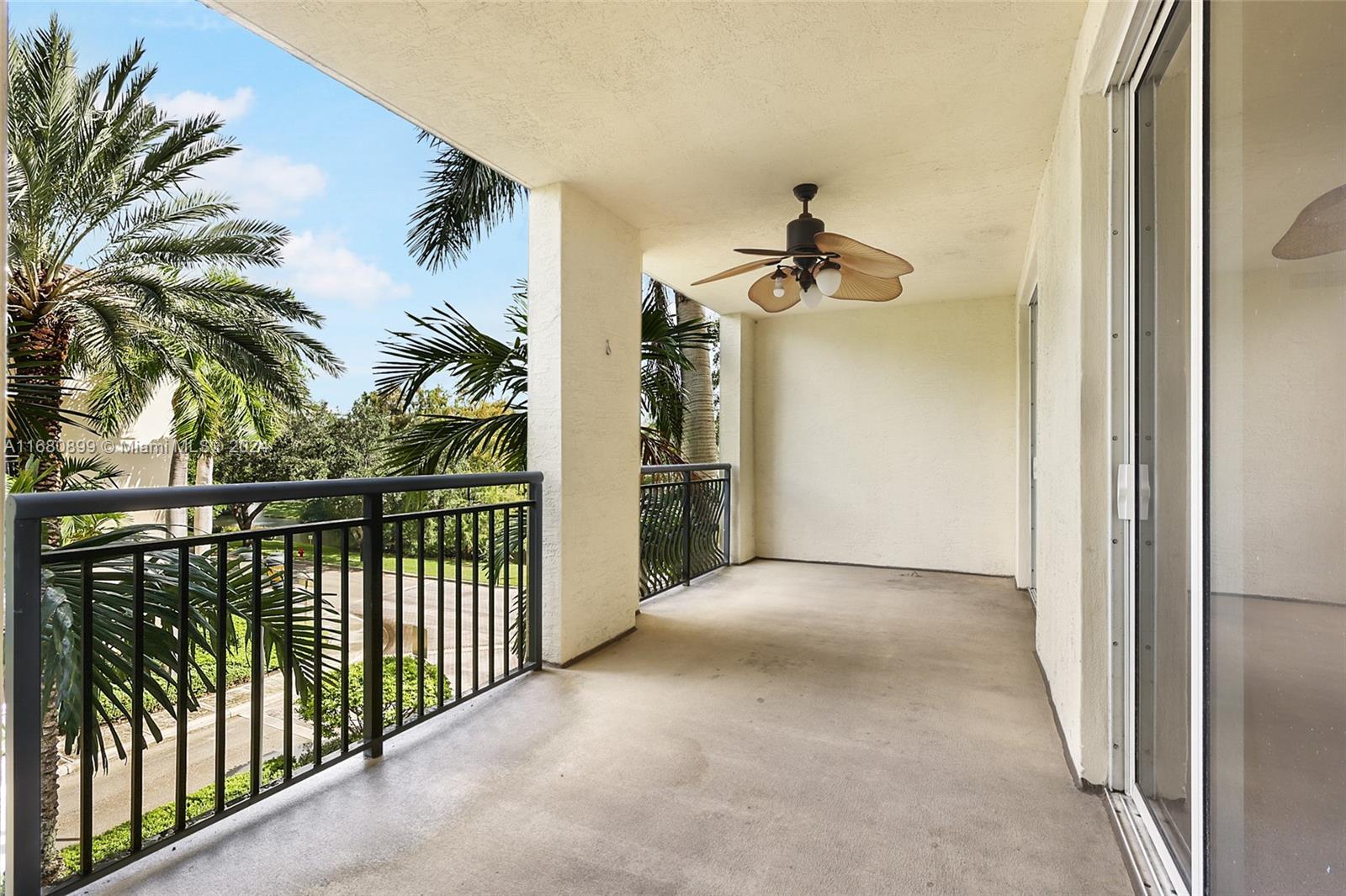 SAN RAPHAEL CONDO - Residential