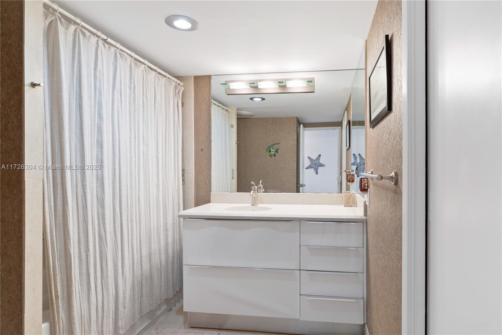 SKY HARBOUR EAST - Residential