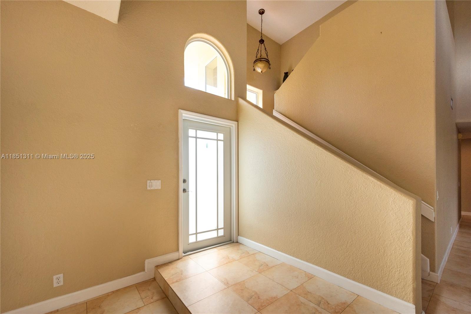 LAGUNA SPRINGS I - Residential