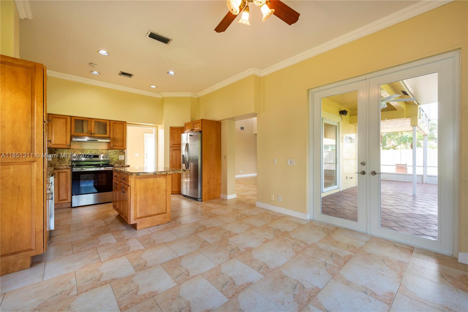 LAGUNA SPRINGS I - Residential