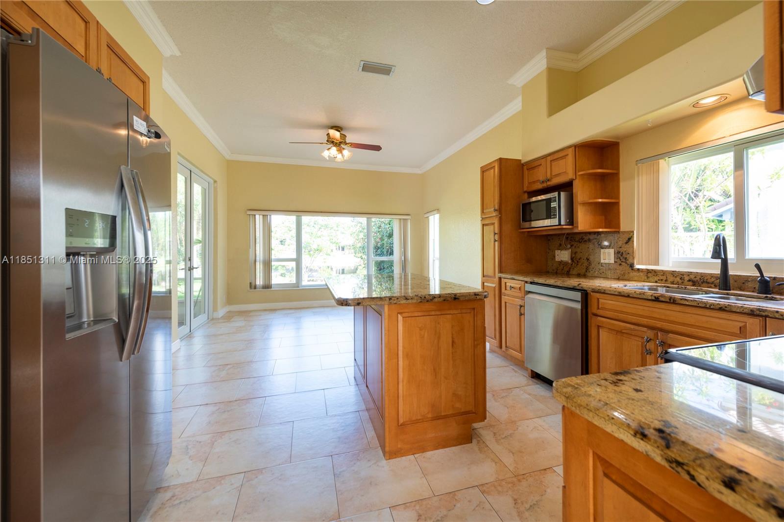 LAGUNA SPRINGS I - Residential