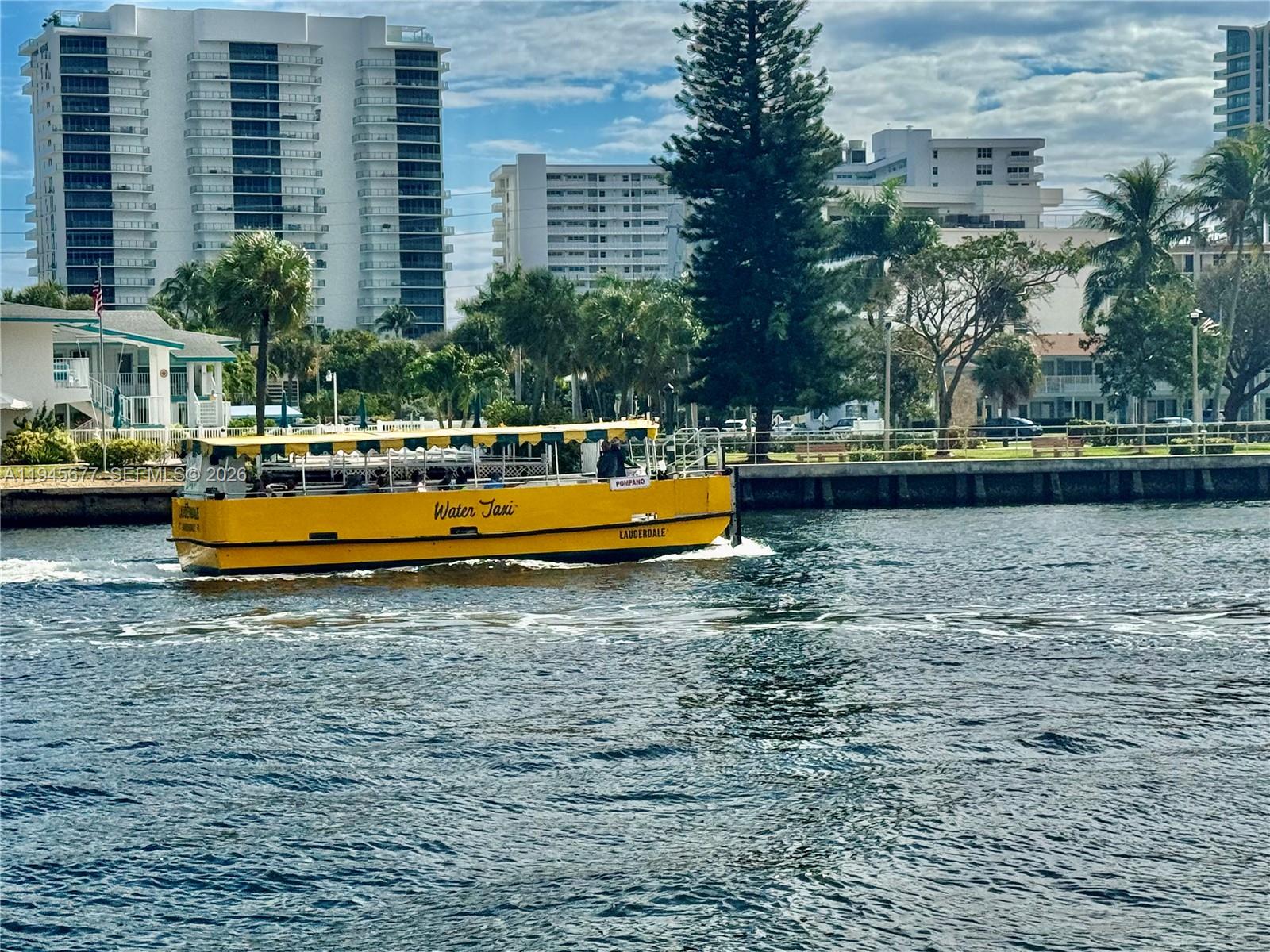 VOYAGER CONDO - Residential