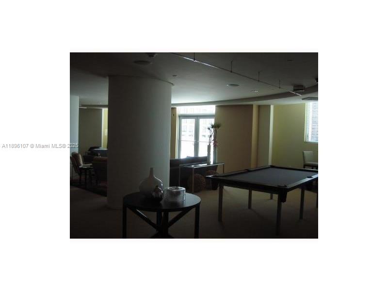 METROPOLIS I AT DADELAND - Residential Lease