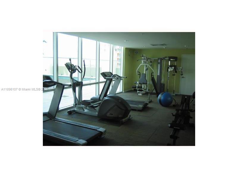 METROPOLIS I AT DADELAND - Residential Lease