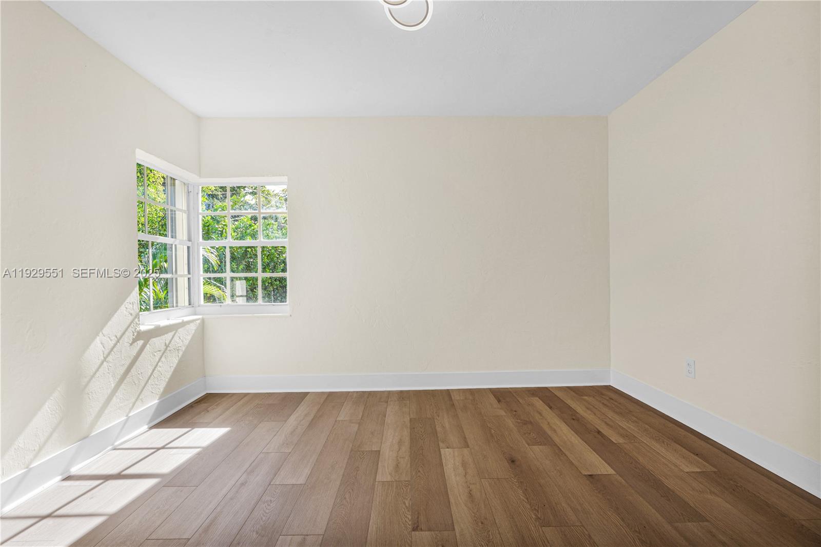 PULLMAN PK - Residential Lease