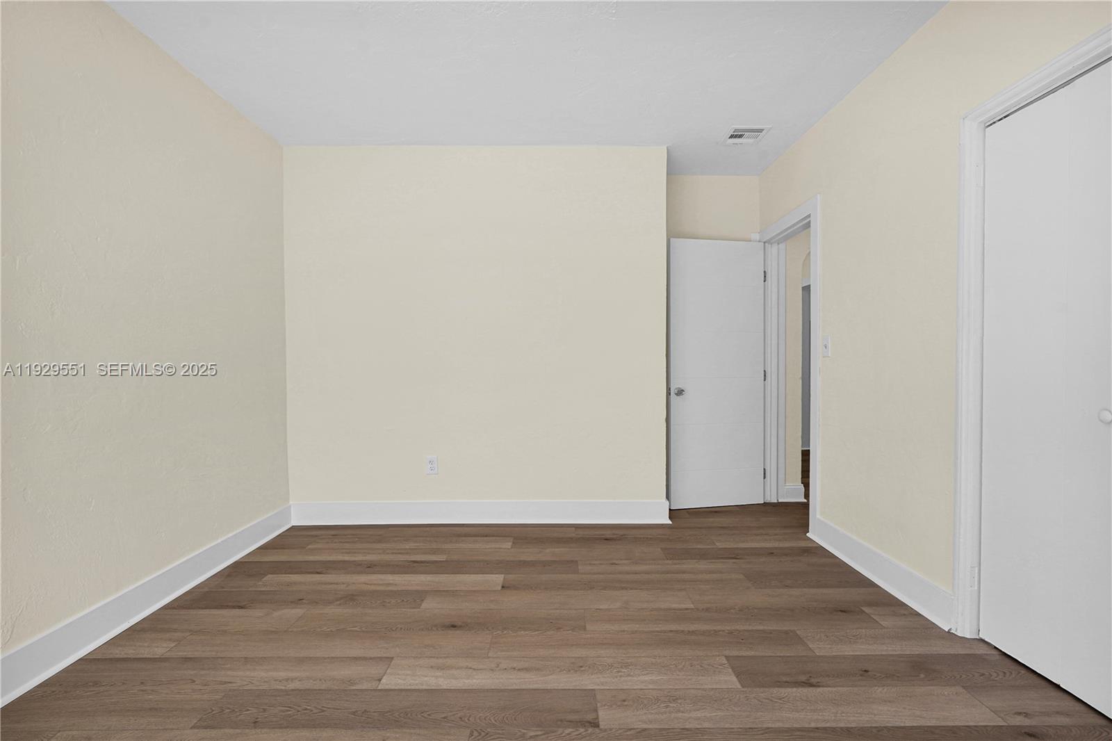 PULLMAN PK - Residential Lease