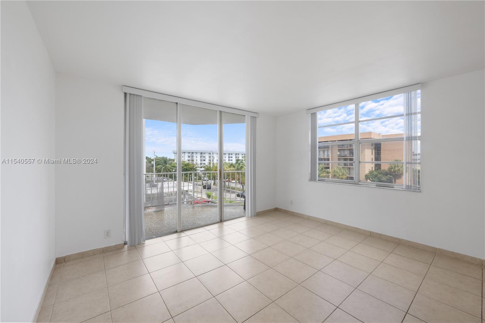 GATEWAY HOUSE CONDO - SOU - Residential Lease