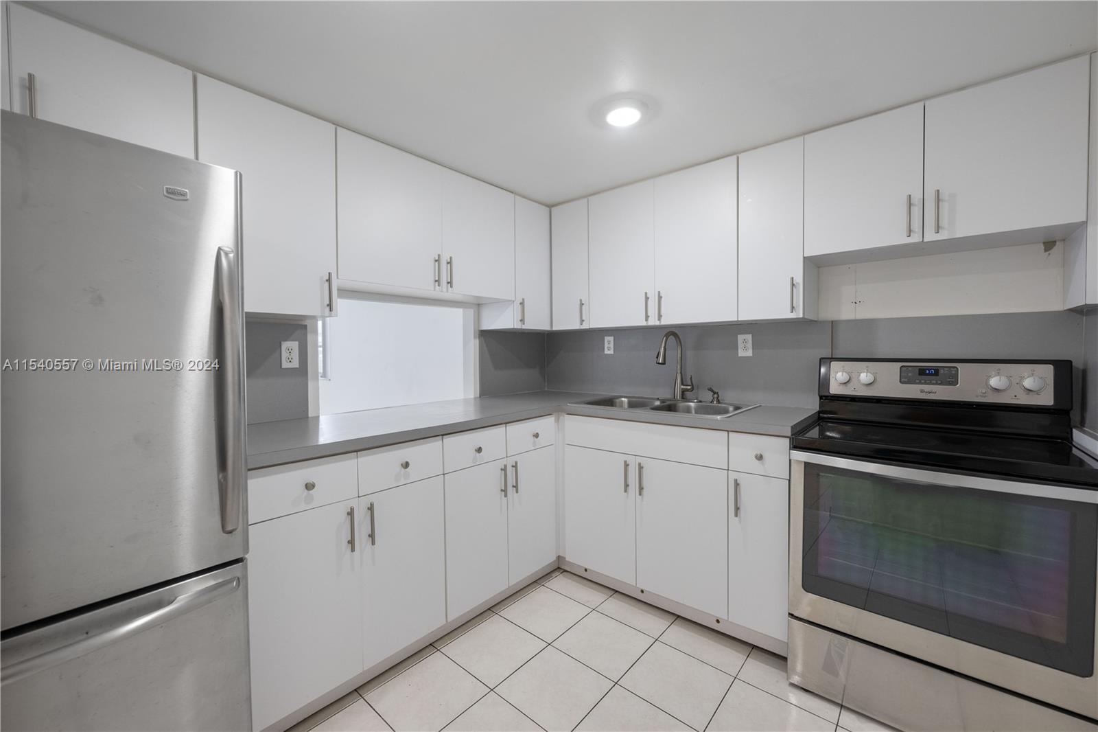 Stunning furnished 1 Bedroom 1.5 Bathroom condo located at Gateway House Condominium in the heart of North Miami Beach. This Condo will not last!!! The interior features tiled floors throughout the condo, Walk in closet, spacious and full of natural light, Great view from your balcony! Corner Unit, low floor, Secured building in a perfect area with shopping, restaurants, close to major highways, school and places of worship! Well maintained building with pool and in house management.
