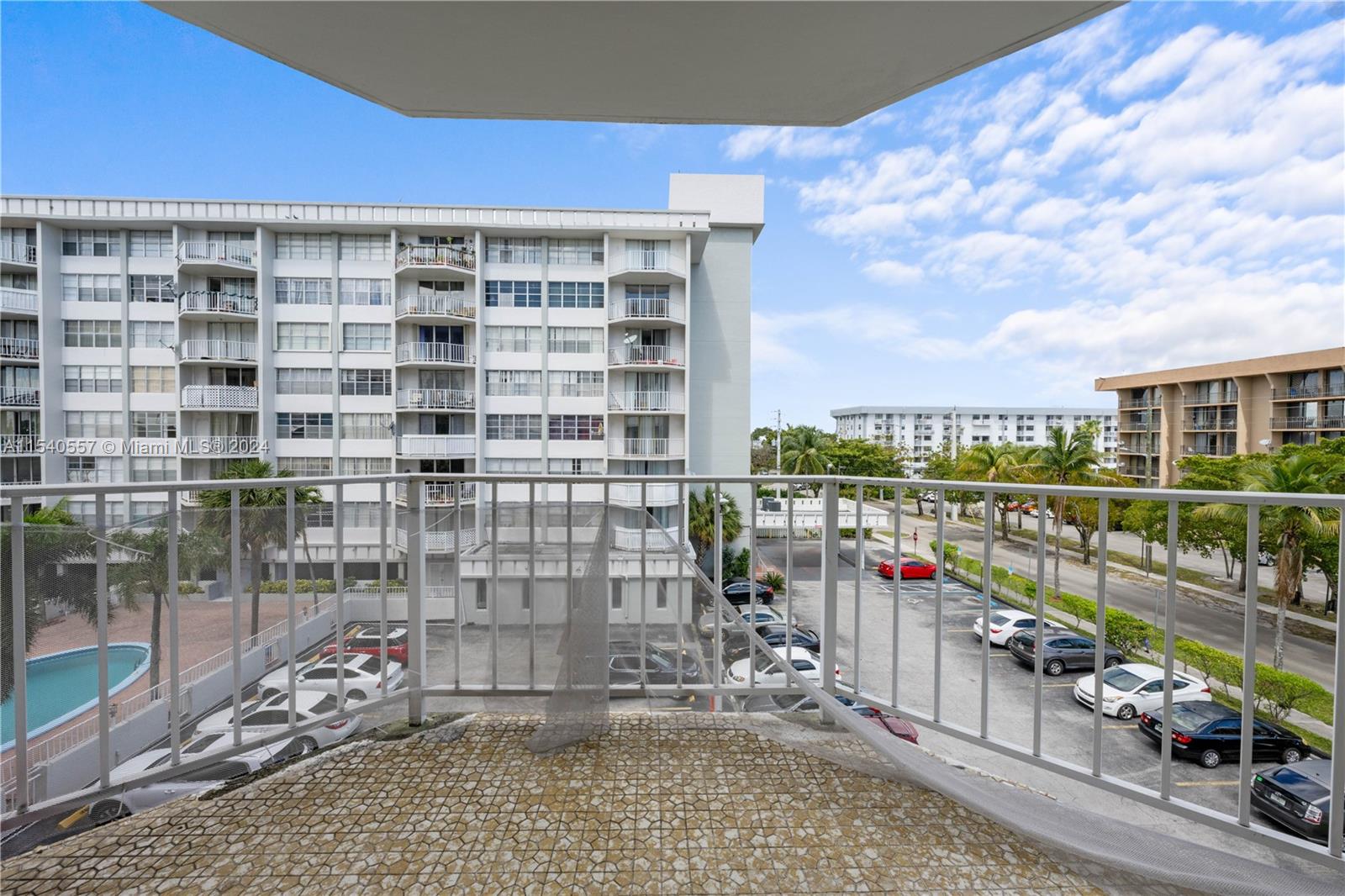 GATEWAY HOUSE CONDO - SOU - Residential Lease