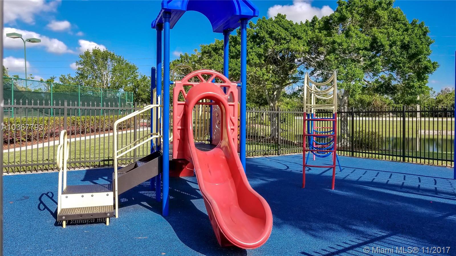 Encantada - Residential