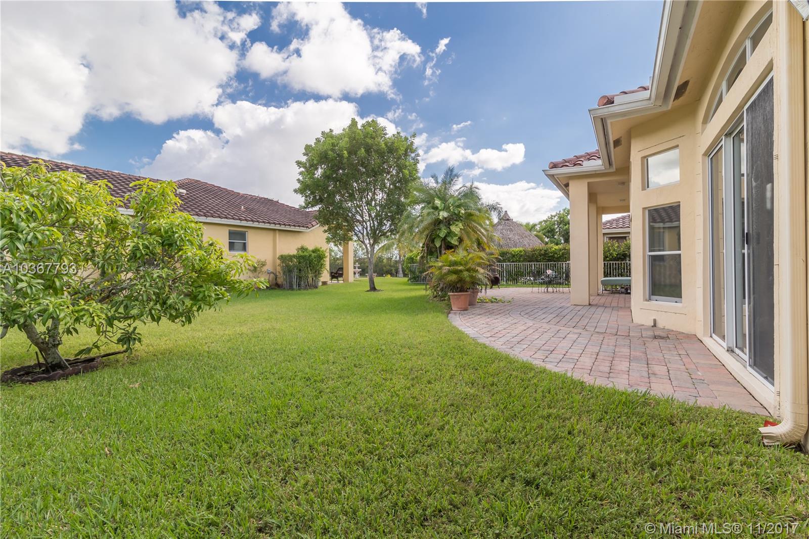 Encantada - Residential