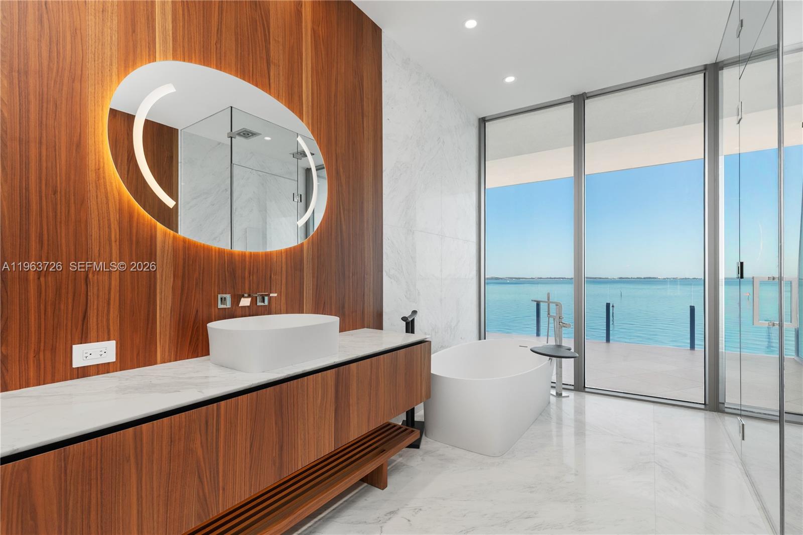 Vita Grove Isle - Residential