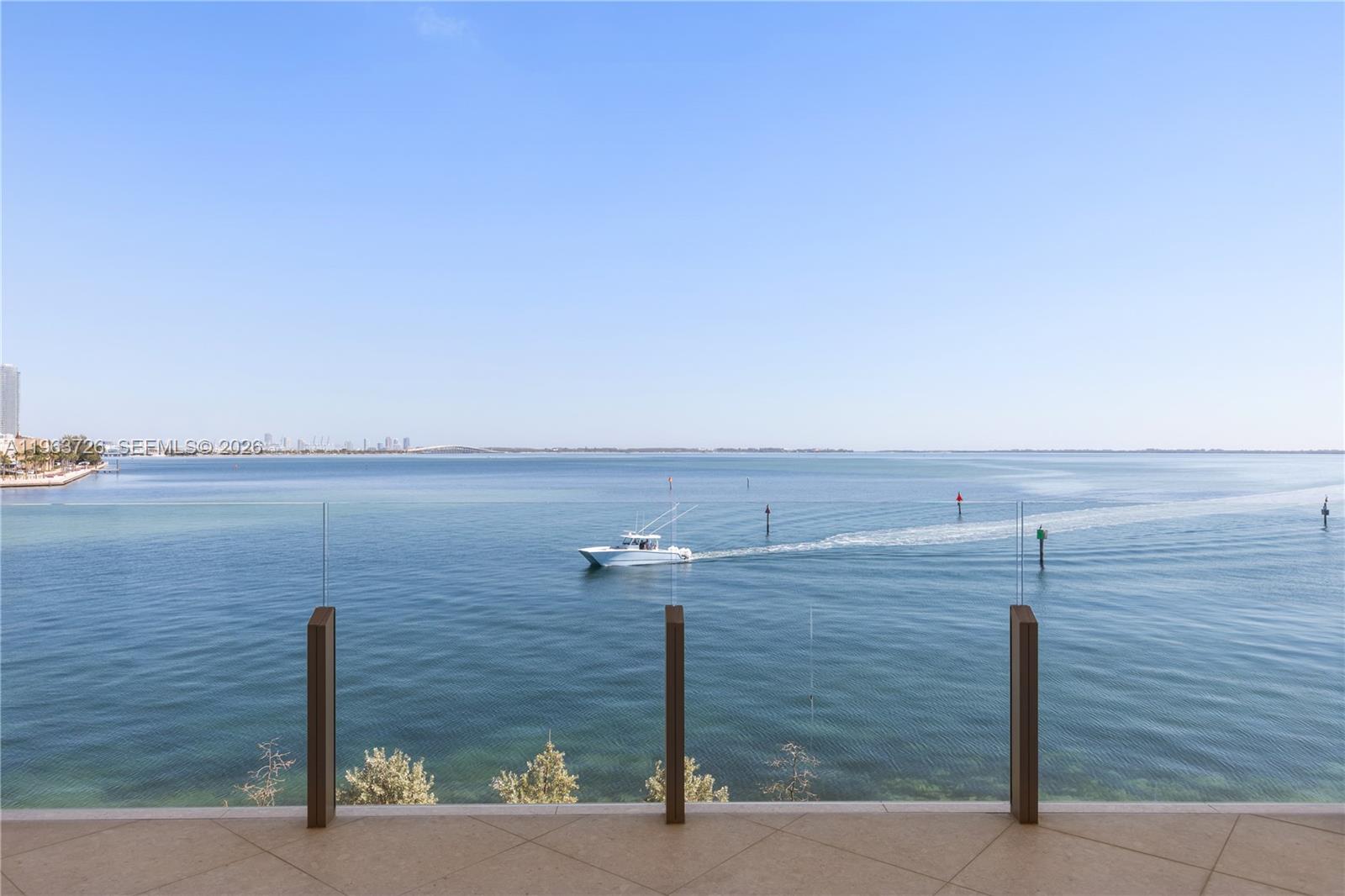 Vita Grove Isle - Residential