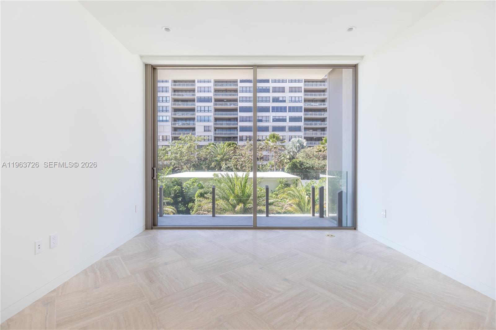 Vita Grove Isle - Residential