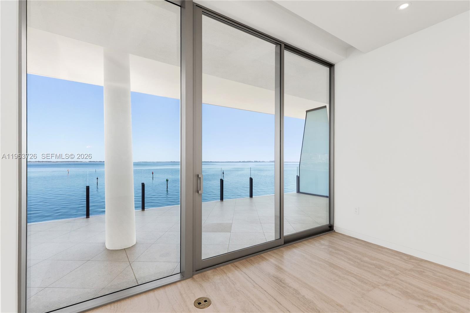 Vita Grove Isle - Residential