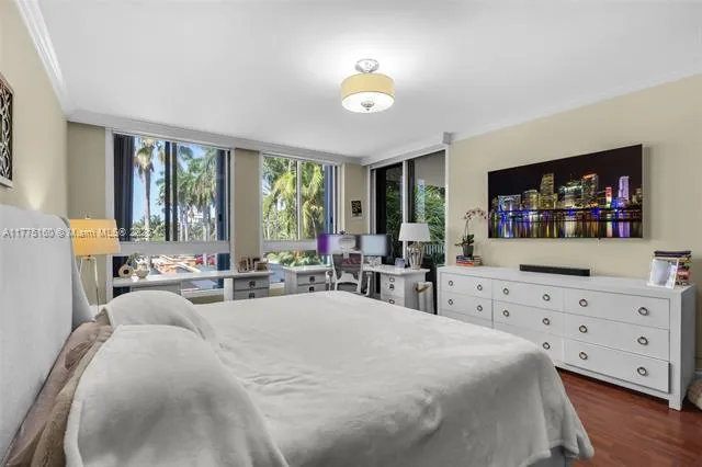 Key Biscayne, Florida 33149, United States, 3 Bedrooms Bedrooms, ,3 BathroomsBathrooms,Residential,Active,100759