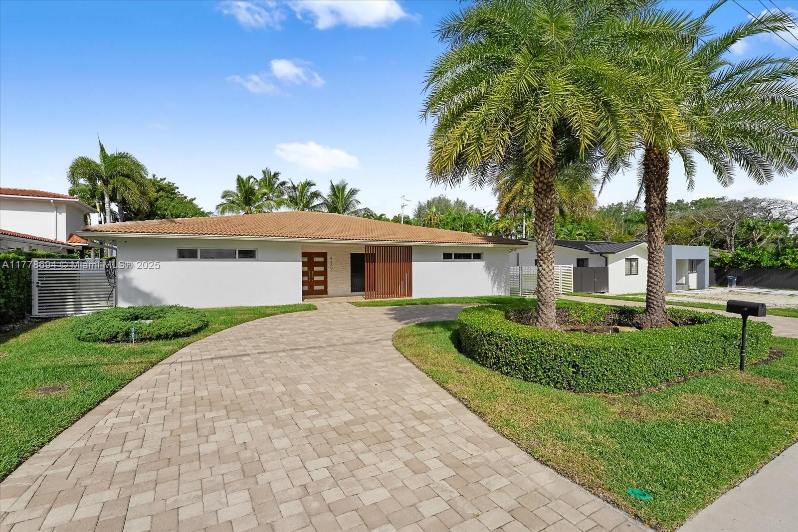Property for Sale at 4280 Sw 57 Ave, Miami, Broward County, Florida - Bedrooms: 5 
Bathrooms: 5  - $1,795,000