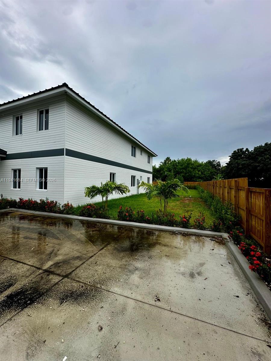 KING HOMESITES - Residential