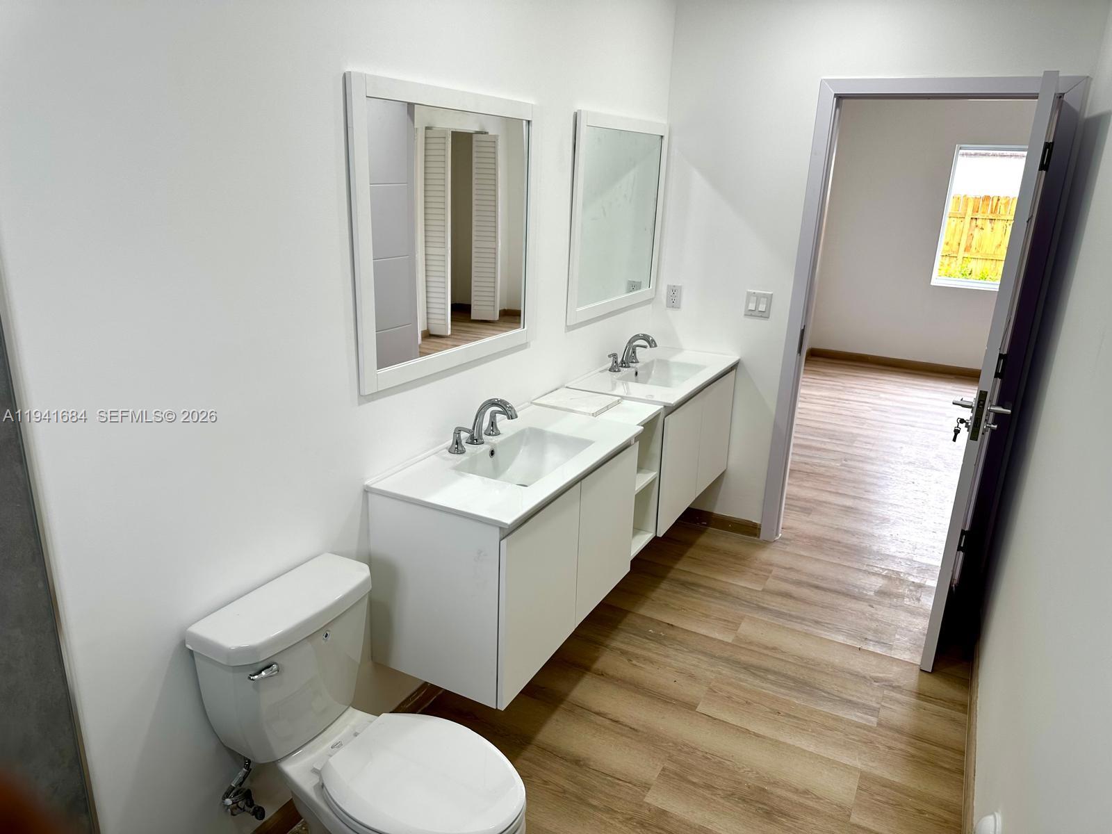 KING HOMESITES - Residential