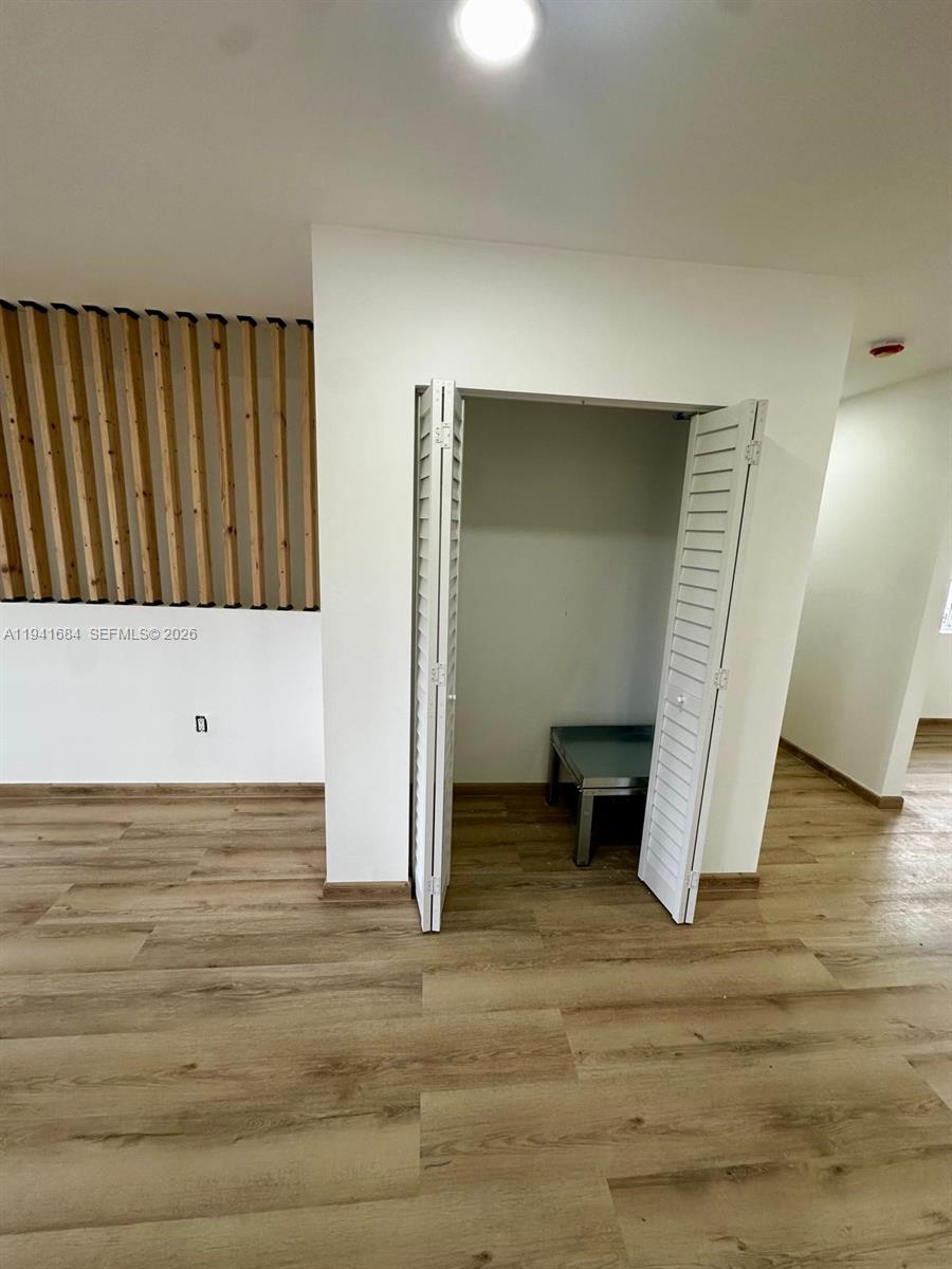 KING HOMESITES - Residential