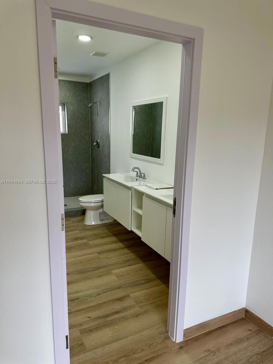 KING HOMESITES - Residential