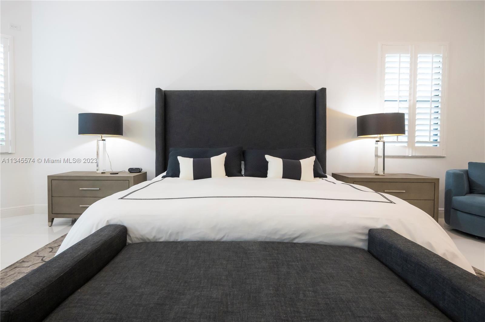 ROYAL PALM POLO PLAT - Residential