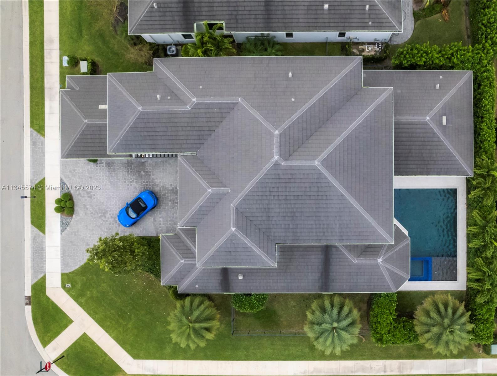 ROYAL PALM POLO PLAT - Residential