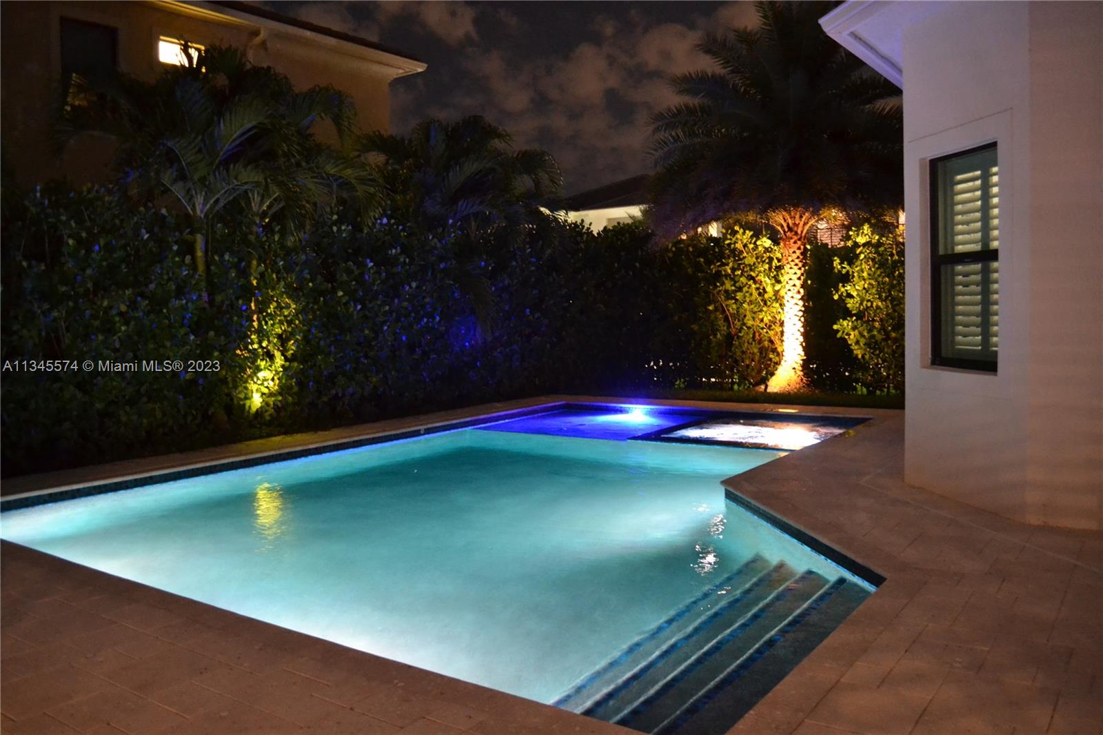 ROYAL PALM POLO PLAT - Residential