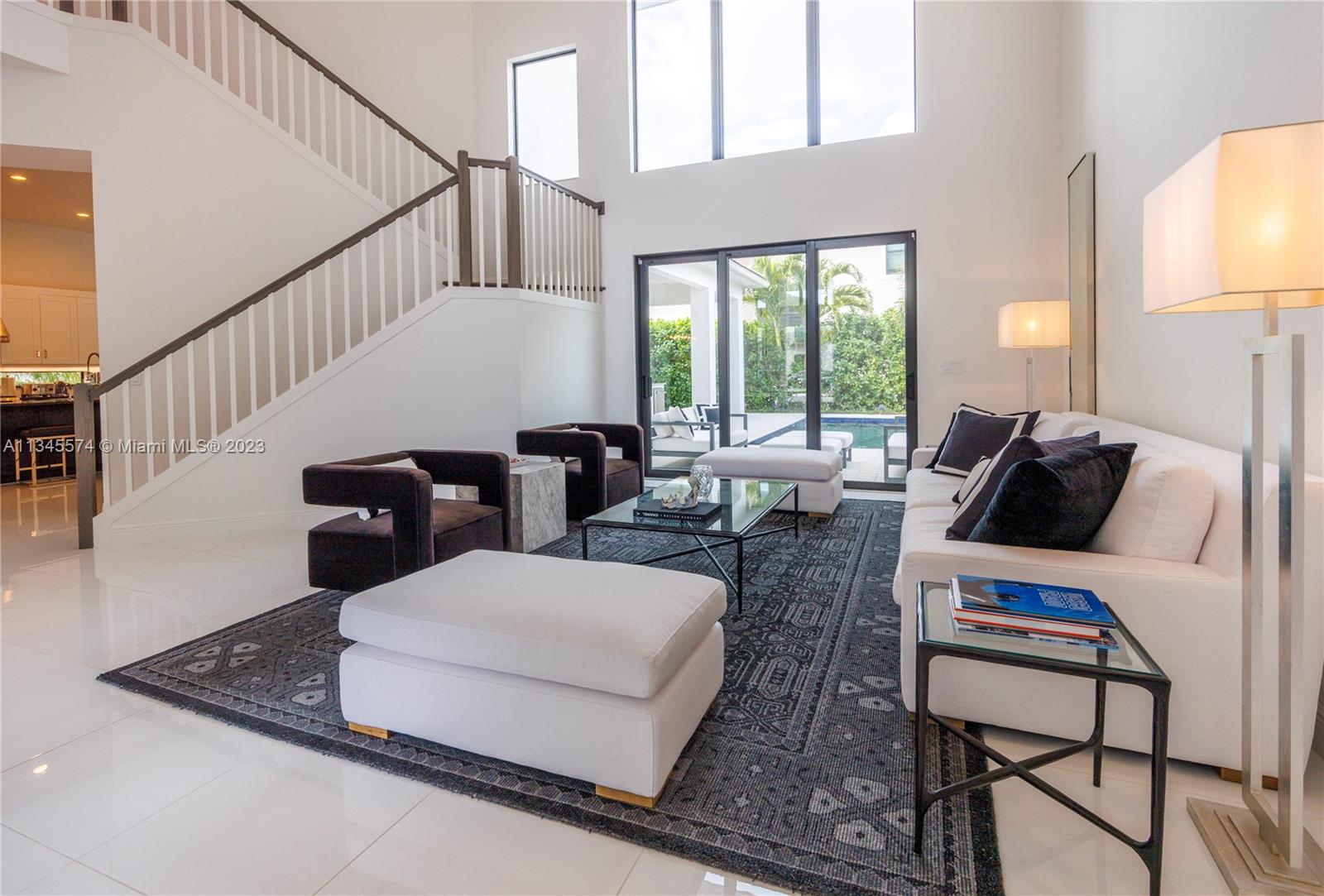 ROYAL PALM POLO PLAT - Residential