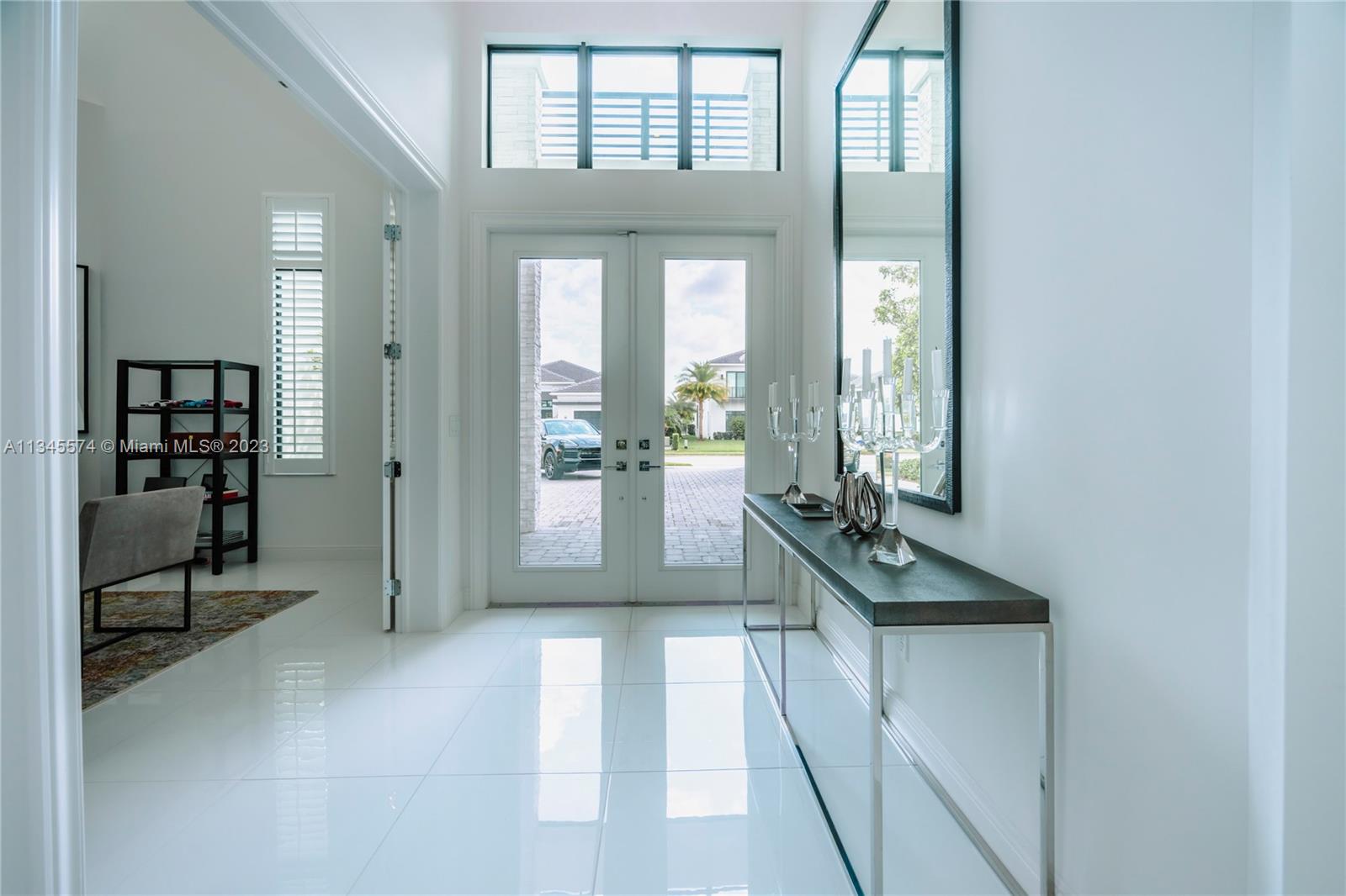 ROYAL PALM POLO PLAT - Residential