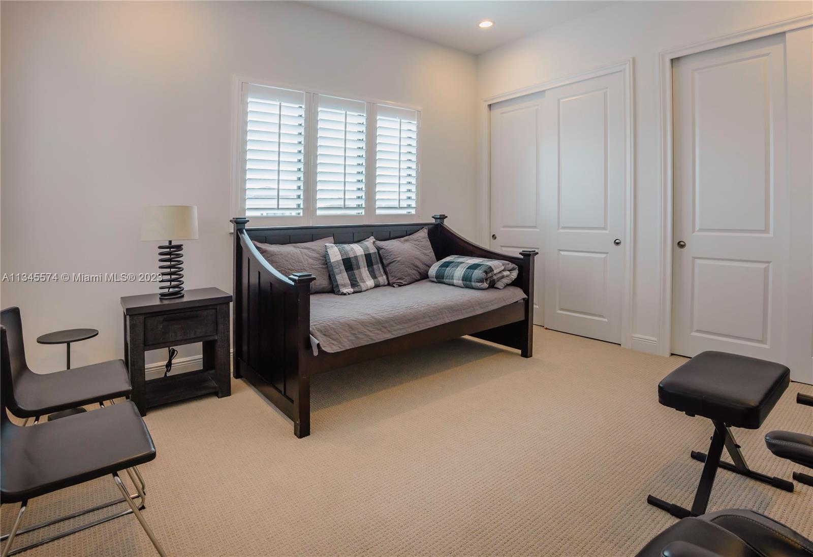 ROYAL PALM POLO PLAT - Residential