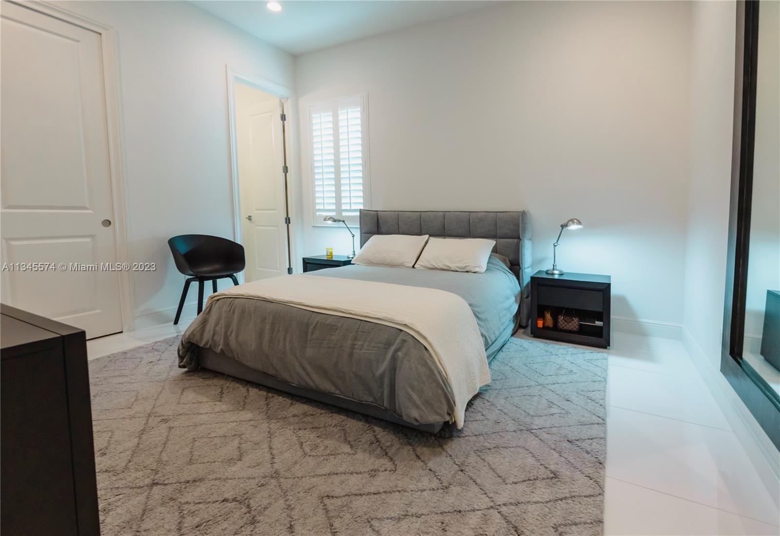 ROYAL PALM POLO PLAT - Residential