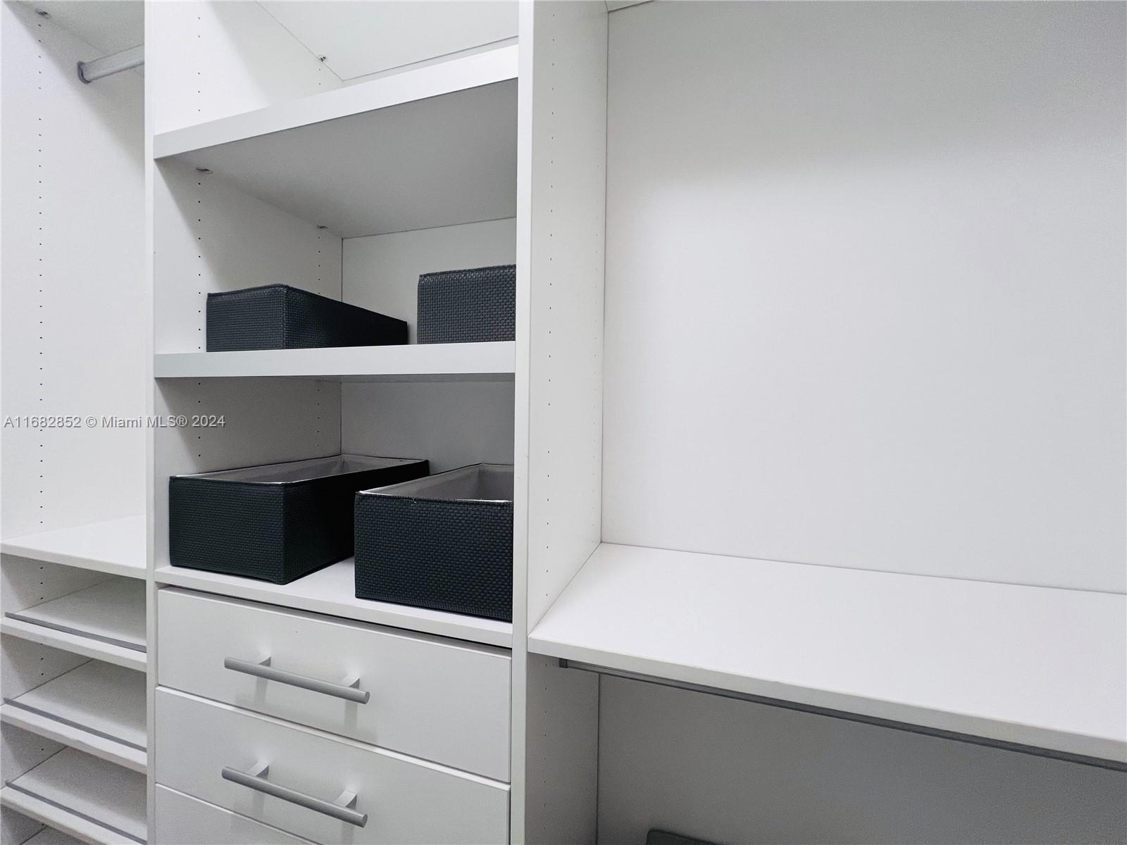 THE PENINSULA II CONDO - Residential Lease