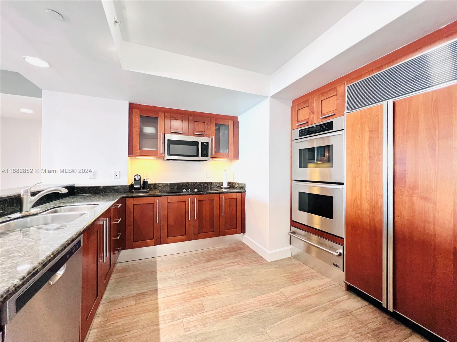 THE PENINSULA II CONDO - Residential Lease