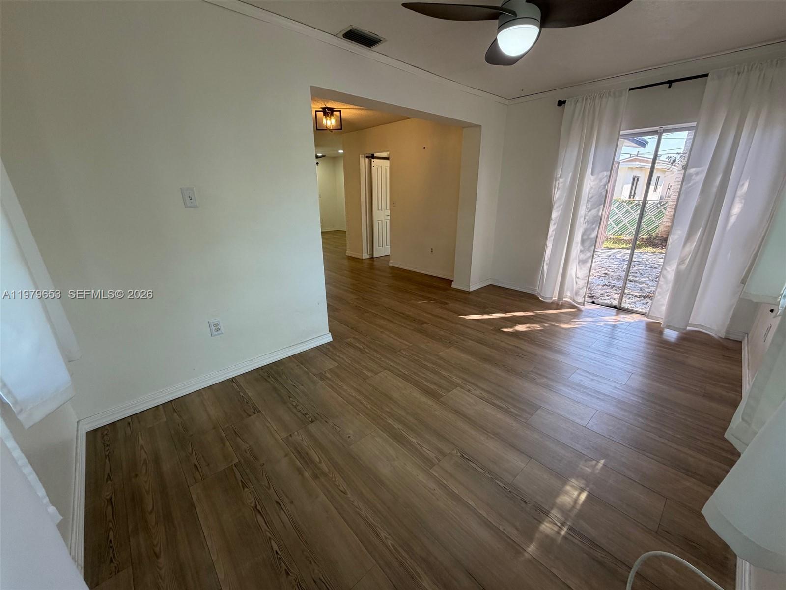 SUNRISE GOLF VILLAGE SEC - Residential