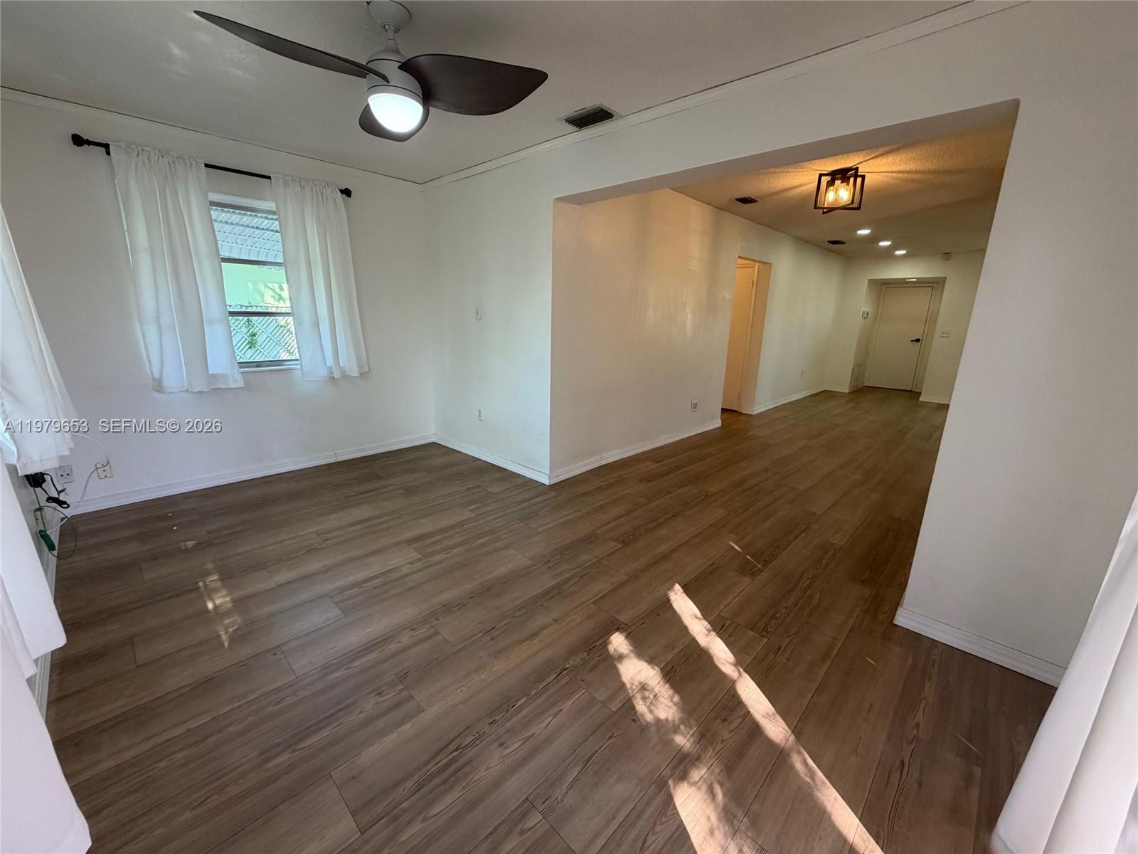 SUNRISE GOLF VILLAGE SEC - Residential