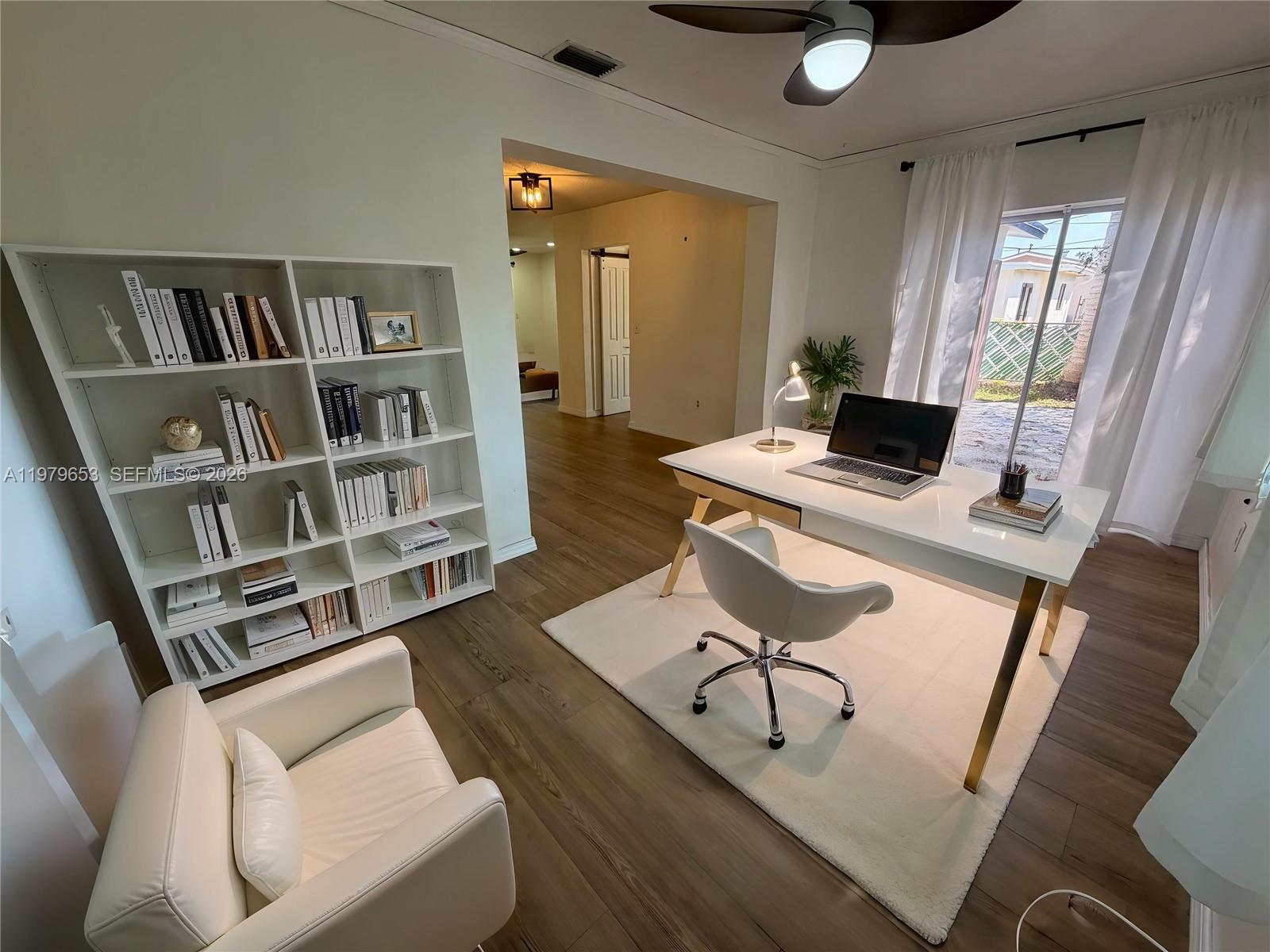 SUNRISE GOLF VILLAGE SEC - Residential