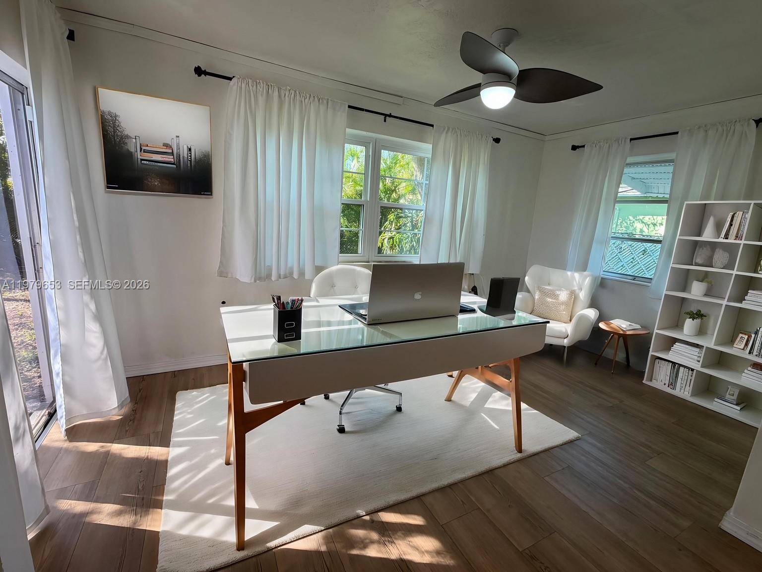 SUNRISE GOLF VILLAGE SEC - Residential