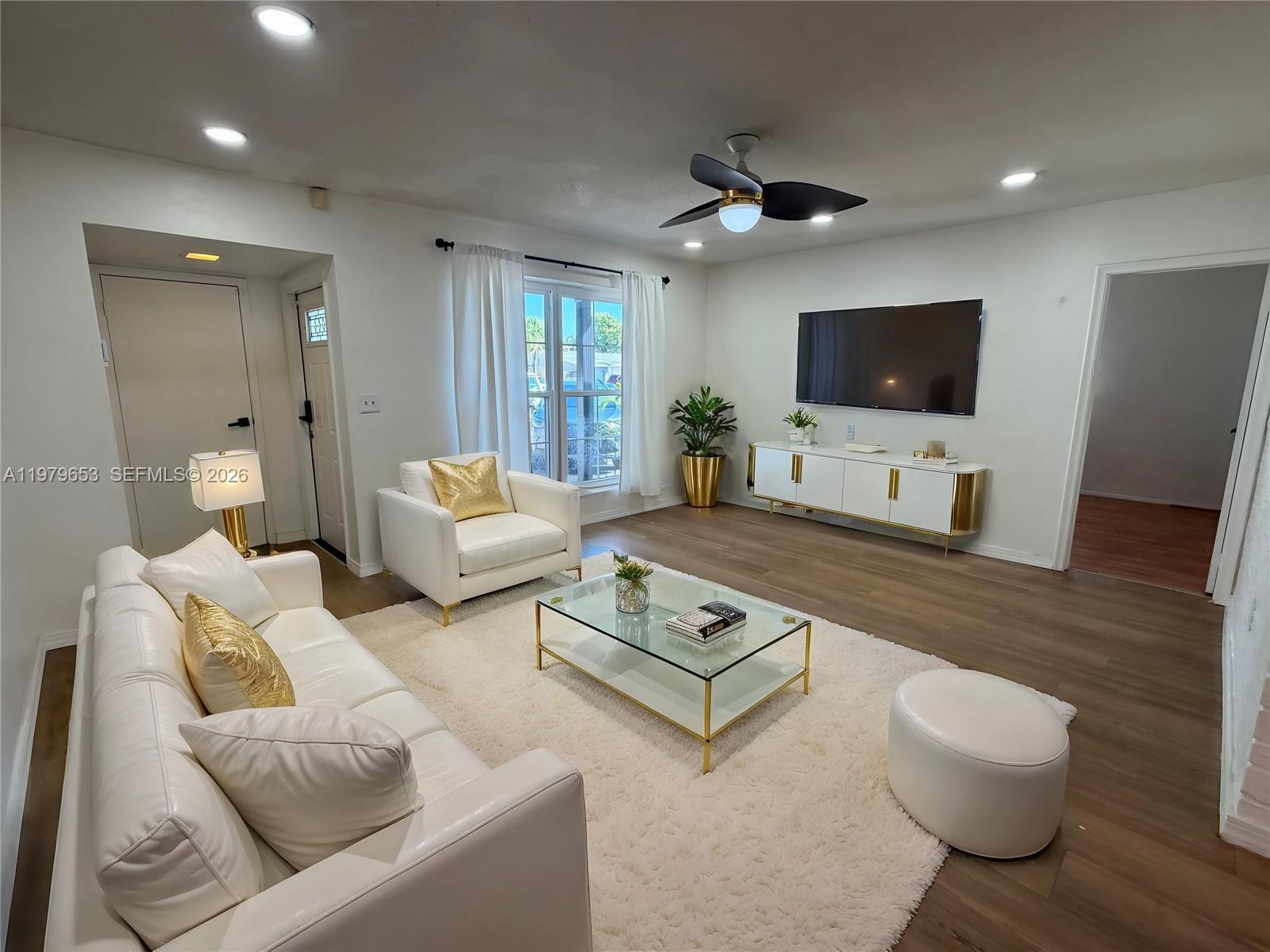 SUNRISE GOLF VILLAGE SEC - Residential