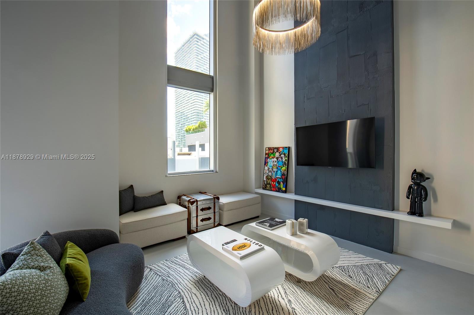 1060 Brickell Ave 1015