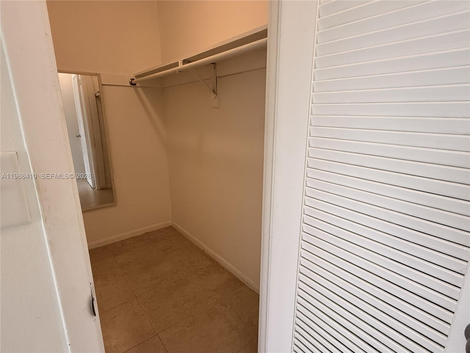 SHERIDAN LAKES CONDO APTS - Residential Lease