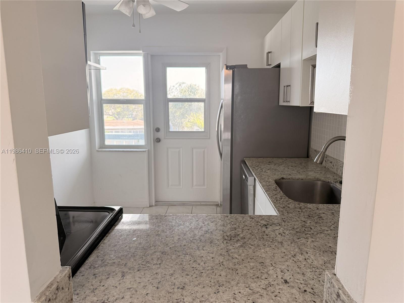 SHERIDAN LAKES CONDO APTS - Residential Lease